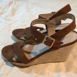Brown wedges